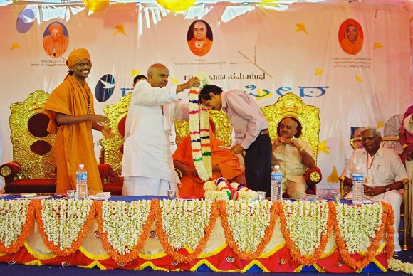 20030101_Photo_1013_F1060064_CMP_WM