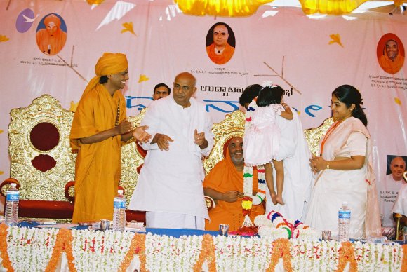 20030101_Photo_1098_F1230003_CMP_WM