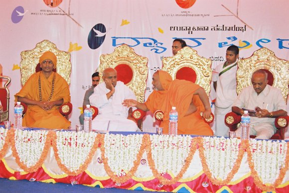 20030101_Photo_1145_F1030016_CMP_WM