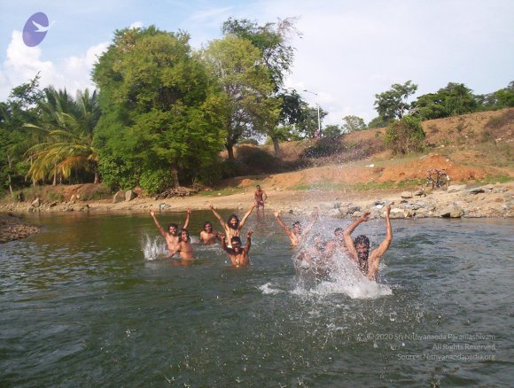 20050409_Photo_1055_100_2076_CMP_WM