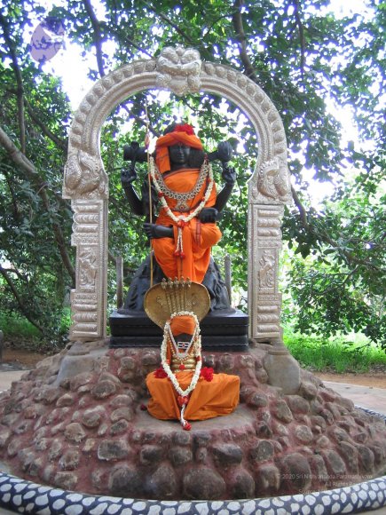 20050806_Photo_1004_IMG_1638_CMP_WM