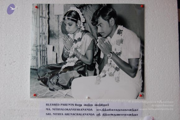 20051201_Photo_1000_Biograpy - Parents_CMP_WM