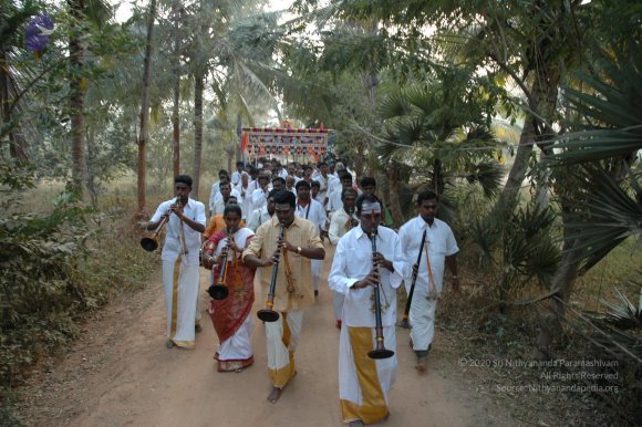 Jayanthi_2005_ashram (162)_CMP_WM