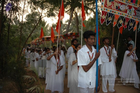 Jayanthi_2005_ashram (173)_CMP_WM