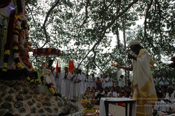 Jayanthi_2005_ashram (295)_CMP_WM