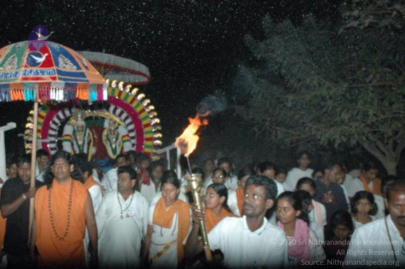 Procession_Photo_1010_DSC_1057_CMP_WM