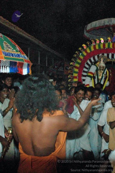 Procession_Photo_1044_DSC_1185_CMP_WM