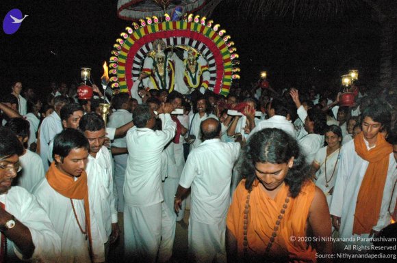 Procession_Photo_1073_DSC_1308_CMP_WM