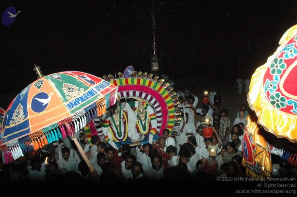 Procession_Photo_1086_DSC_1367_CMP_WM