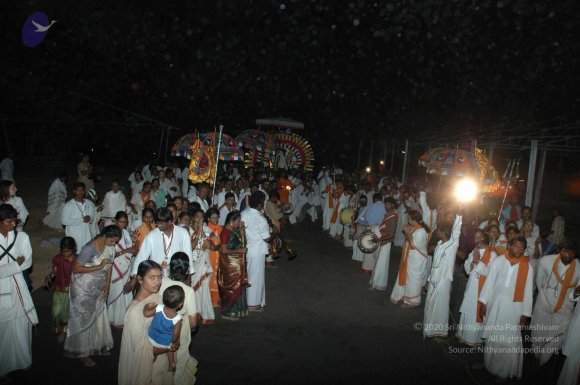 Procession_Photo_1091_DSC_1373_CMP_WM