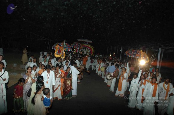 Procession_Photo_1092_DSC_1374_CMP_WM