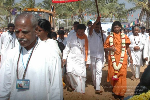 HDH-Arrives-at-the-temple_Photo_1015_DSC_6516_CMP_WM