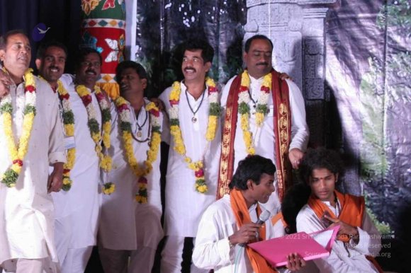 JAYANTI-CELEBRATIONS-CAKE-CUTTING_Photo_1004_IMG_5613_CMP_WM