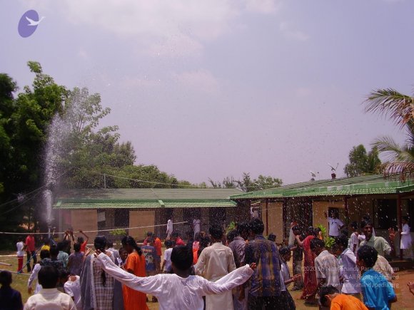 20060503_Photo_1091_P3160135_CMP_WM