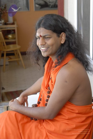 2007June14SwamiVishwananda%20070_CMP_WM