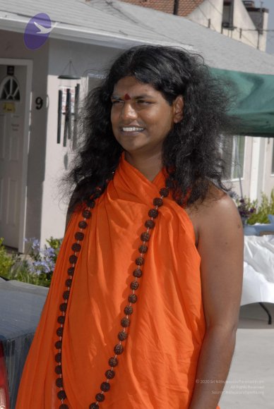 2007June14SwamiVishwananda%20339_CMP_WM