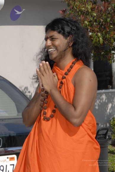2007June14SwamiVishwananda%20345_CMP_WM