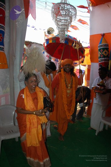 india-Ashram-Dic.30-31-1 -.05-06 258_CMP_WM