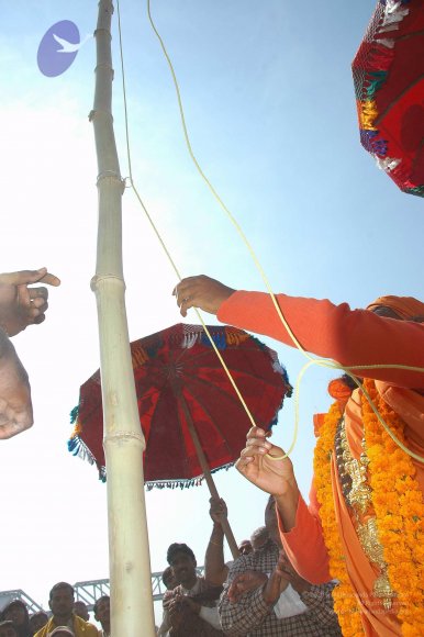 india-Ashram-Dic.30-31-1 -.05-06 268_CMP_WM