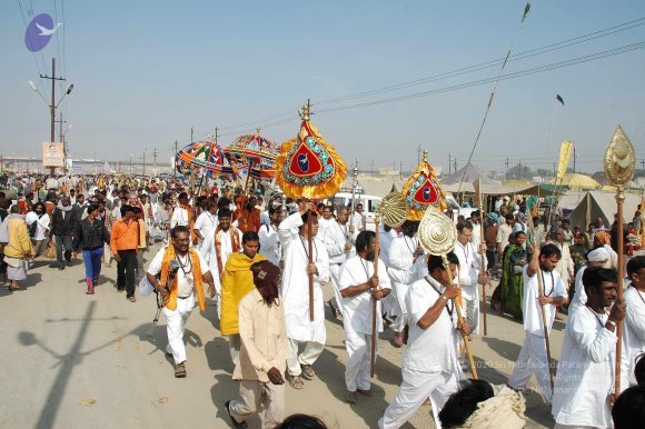Allahabad-Kumbhmela-2007_Photo_1158_india-Ashram-Dic.30-31-1 -.05-06 317_CMP_WM