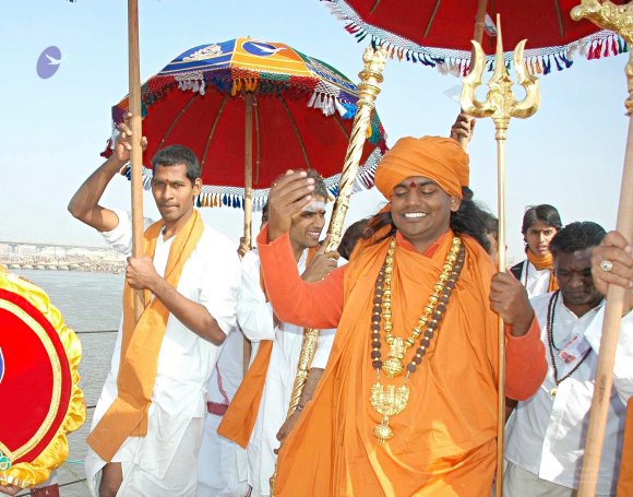 Allahabad-Kumbhmela-2007_Photo_1171_india-Ashram-Dic.30-31-1 -.05-06 363_CMP_WM