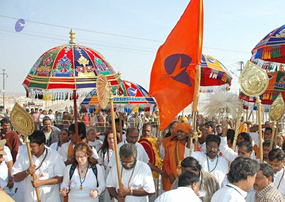 Allahabad-Kumbhmela-2007_Photo_1177_india-Ashram-Dic.30-31-1 -.05-06 383_CMP_WM