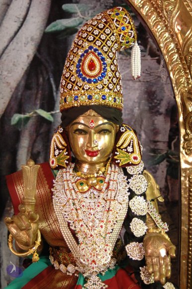 DeitiesSept2007 369_CMP_WM