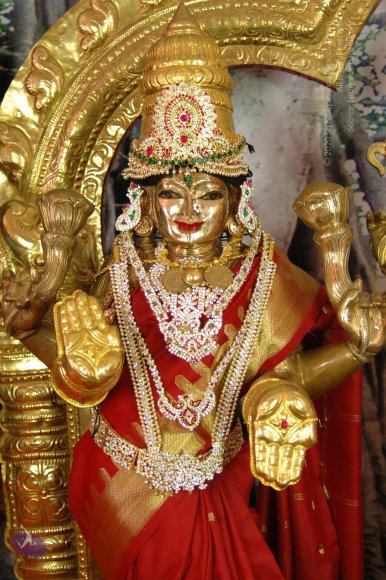 DeitiesSept2007 390_CMP_WM