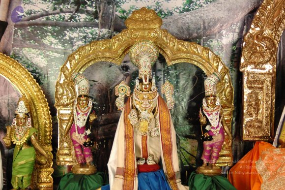 DeitiesSept2007 429_CMP_WM