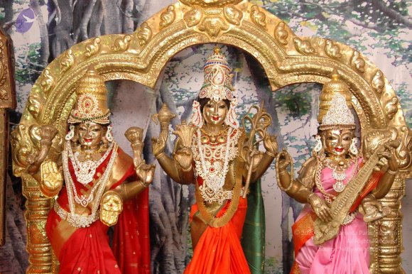 DeitiesSept2007 521_CMP_WM