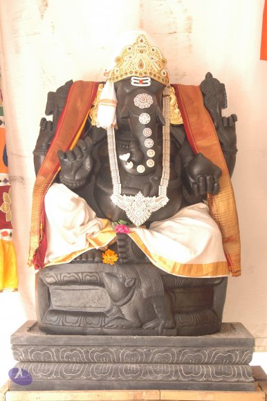 DeitiesSept2007 534_CMP_WM