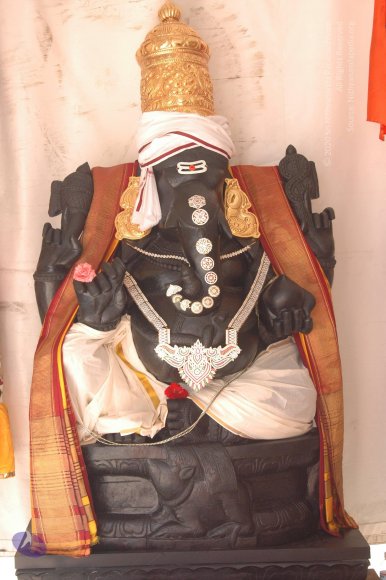 DeitiesSept2007 619_CMP_WM