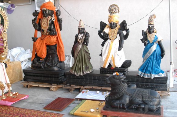 DeitiesSept2007 675_CMP_WM