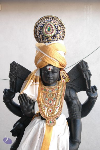 DeitiesSept2007 679_CMP_WM