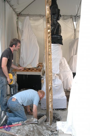 DeitiesSept2007 703_CMP_WM