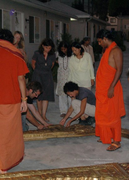 DeitiesSept2007 730_CMP_WM