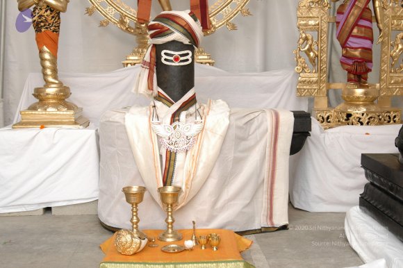 DeitiesSept2007 735_CMP_WM