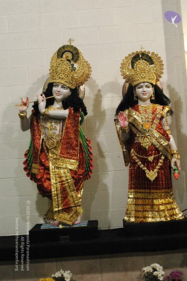 Swamiji13th2007 010_CMP_WM