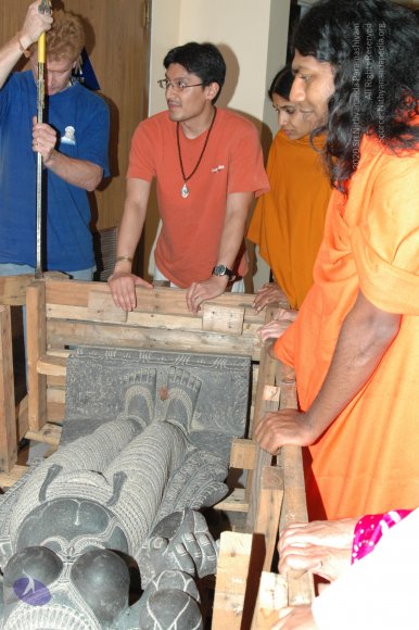 MC15-19Nov2007 110_CMP_WM