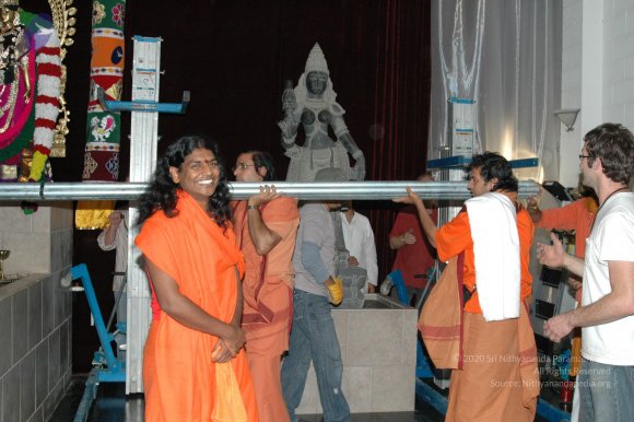 MC15-19Nov2007 206_CMP_WM