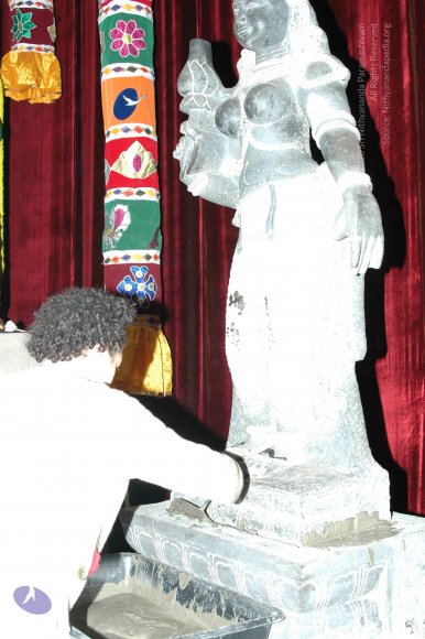 MC15-19Nov2007 209_CMP_WM