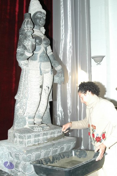 MC15-19Nov2007 210_CMP_WM