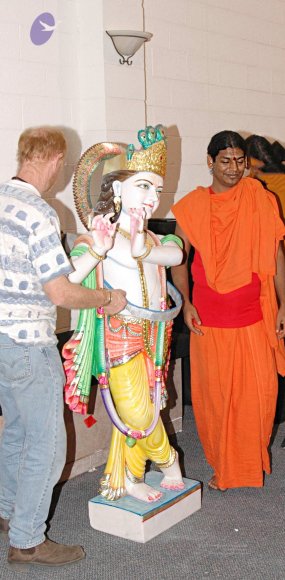 2007-November-7-to-9-Kailasa-in-LosAngeles-Making-of-Temple-_Photo_1138_LANewAshramPrepNov2007 808_CMP_WM