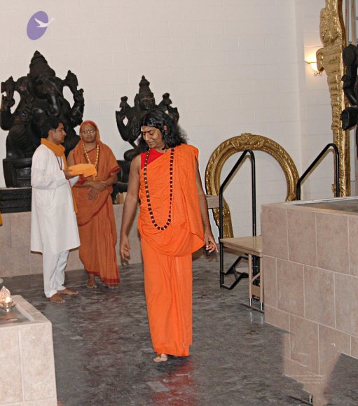 2007-November-7-to-9-Kailasa-in-LosAngeles-Making-of-Temple-_Photo_1165_LANewAshramPrepNov2007 965_CMP_WM