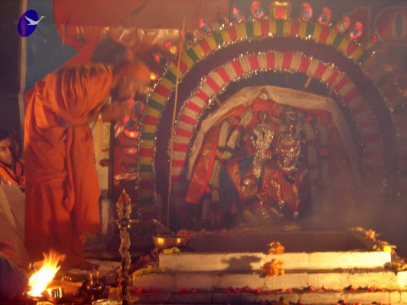 20070903_Photo_76_1nzA4jzeSHDeqBVzTFJx6XOub0BR1kU1o