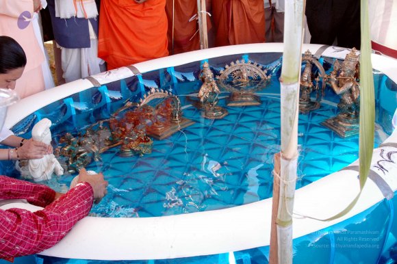 20070909KhumbaMela09Sept2007 800