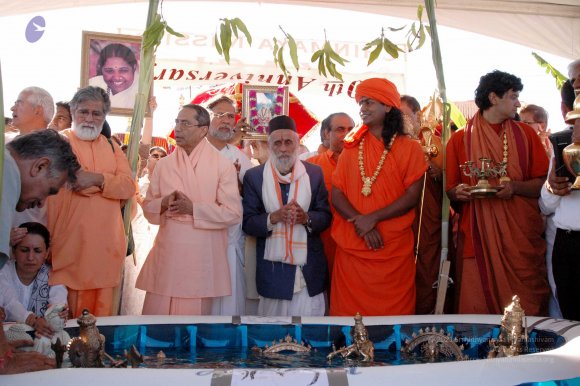 20070909KhumbaMela09Sept2007 804