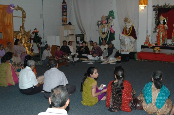 13July2008_Gopi_Group_Bhajans_15_CMP_WM