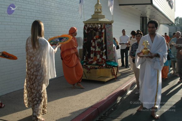 27July2008_Venkateswara_Procession_20_CMP_WM