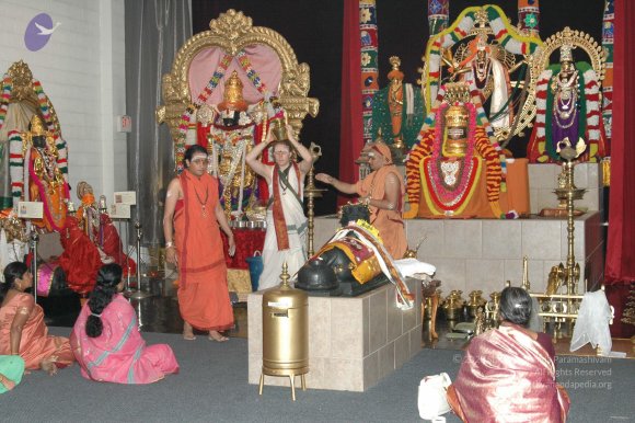17July2008_GuruPurnima_104_CMP_WM